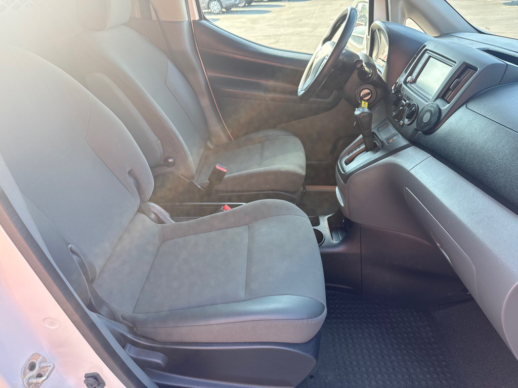2021 Nissan NV200 Image 15