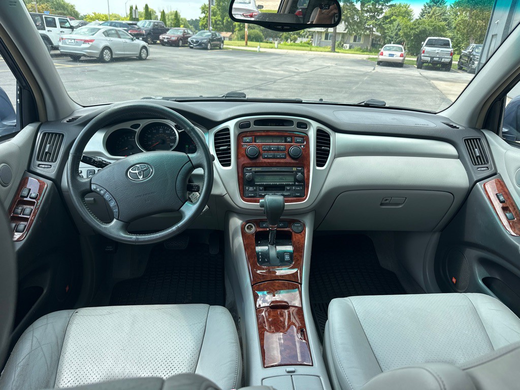 2005 Toyota Highlander Image 12