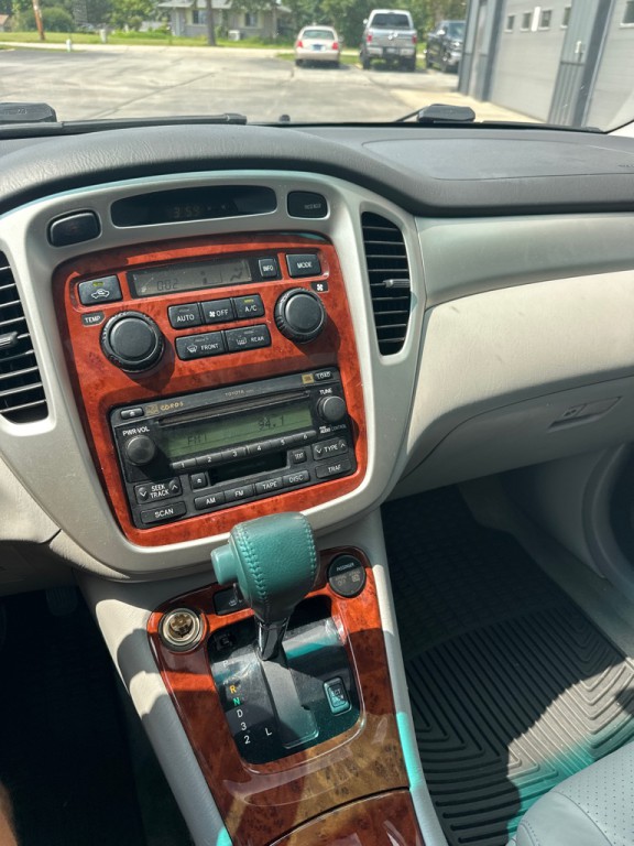 2005 Toyota Highlander Image 14
