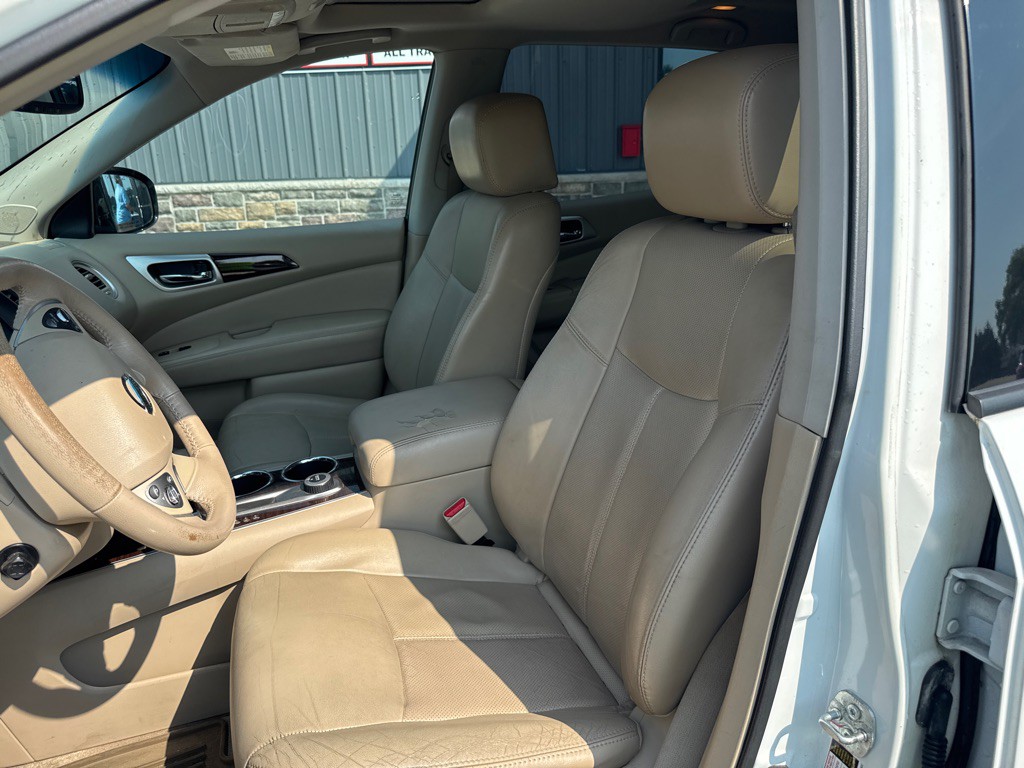 2013 Nissan Pathfinder Image 8