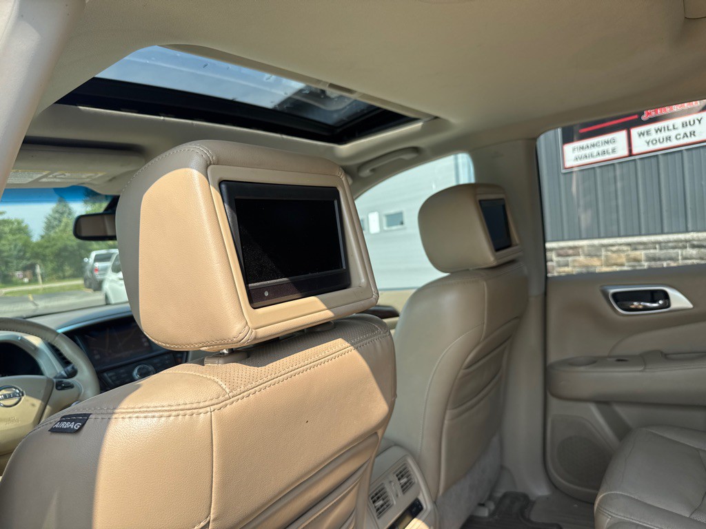 2013 Nissan Pathfinder Image 14