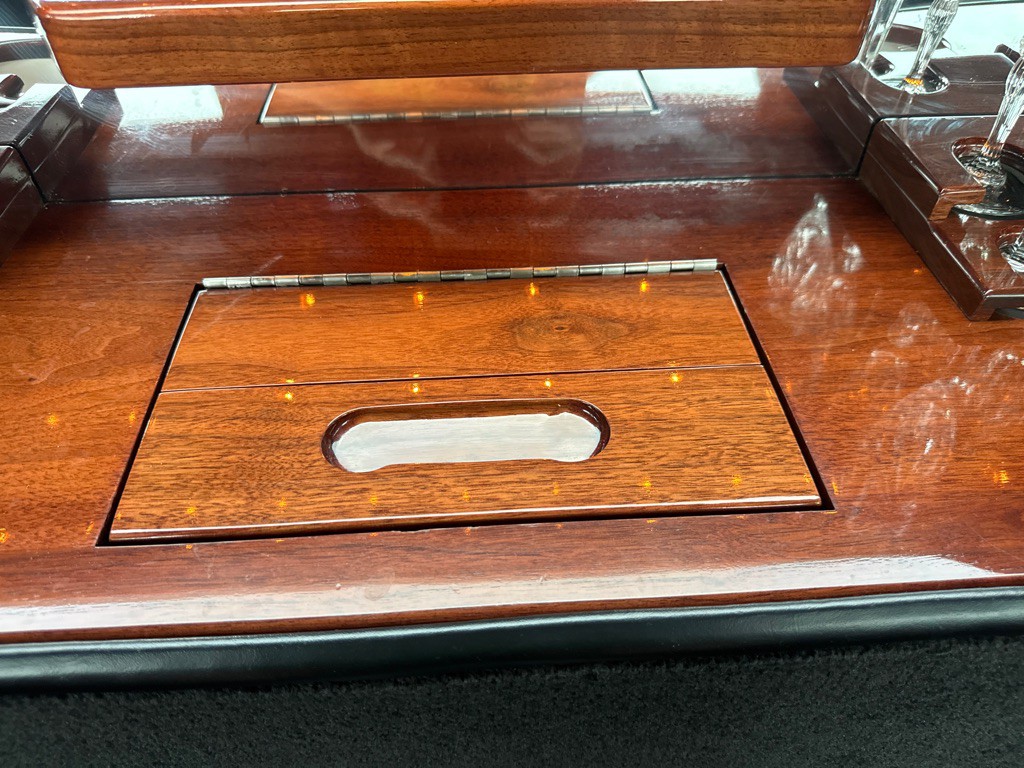 2003 Lincoln Town Car Image 21