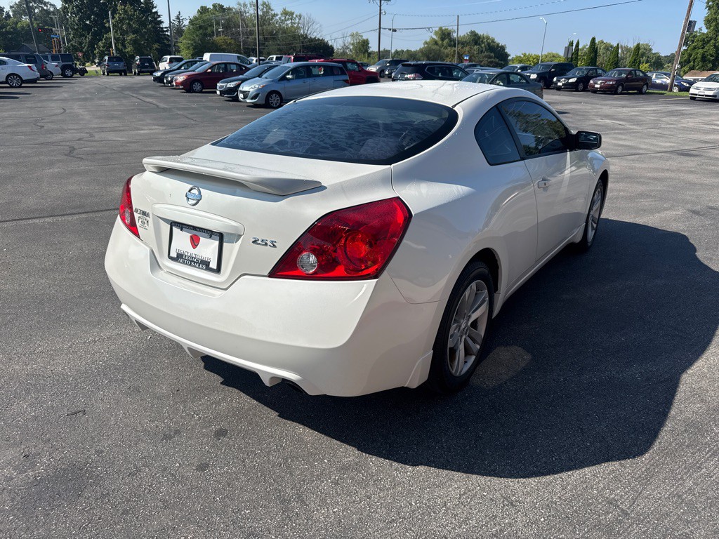 2012 Nissan Altima Image 5