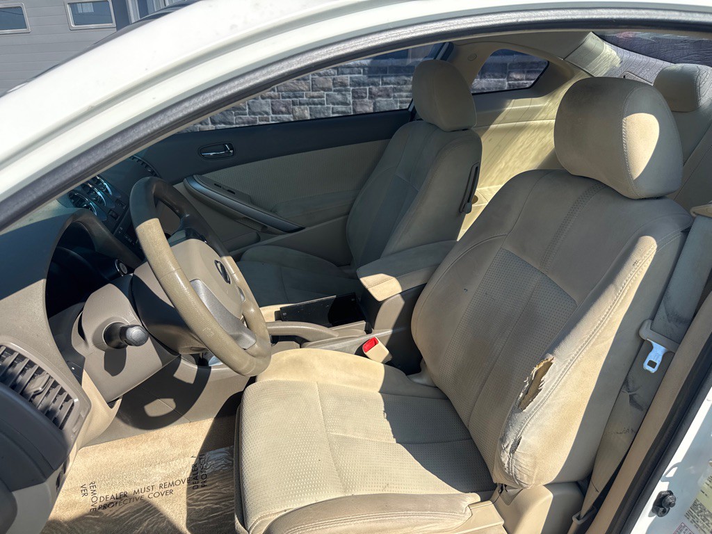 2012 Nissan Altima Image 8