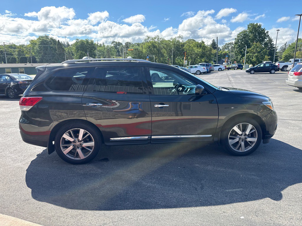 2015 Nissan Pathfinder Image 6