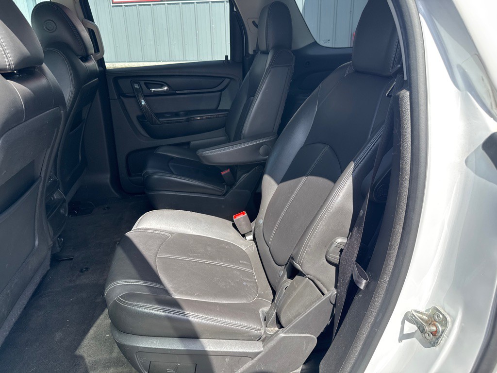 2017 GMC Acadia Image 11
