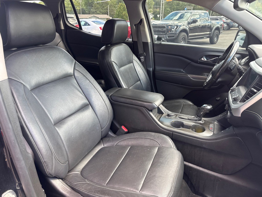 2017 GMC Acadia Image 11