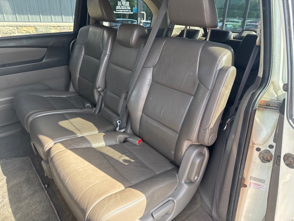 2012 Honda Odyssey Image 9