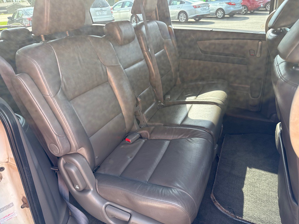 2012 Honda Odyssey Image 13