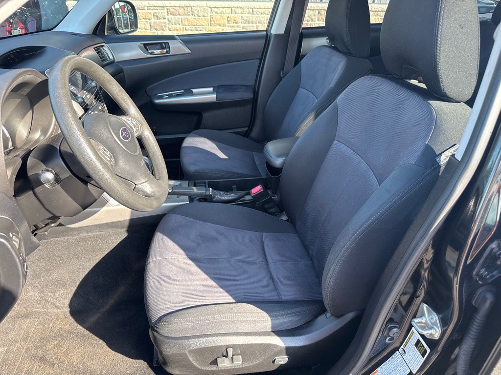 2010 Subaru Forester Image 8