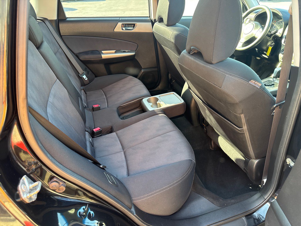 2010 Subaru Forester Image 14