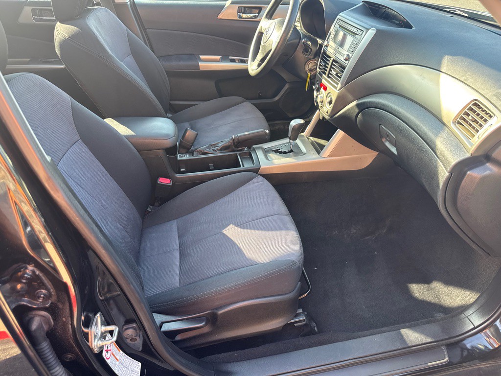 2010 Subaru Forester Image 15