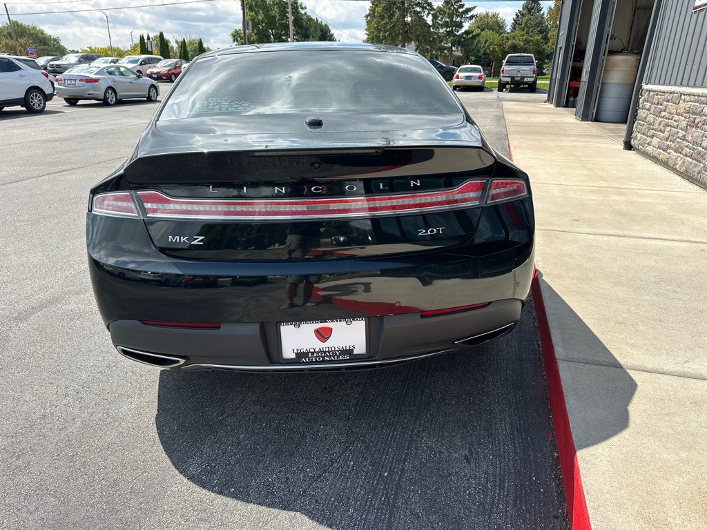 2017 Lincoln MKZ Image 4