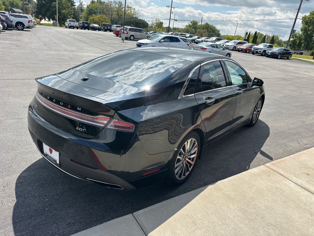 2017 Lincoln MKZ Image 5