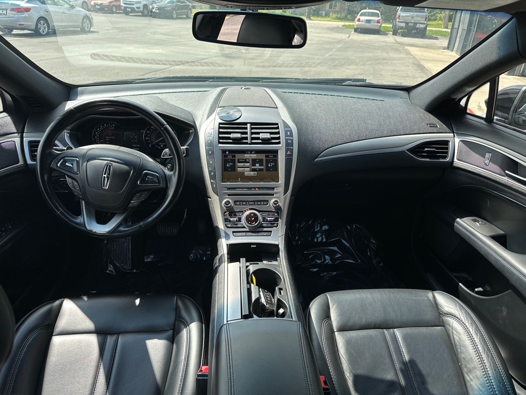 2017 Lincoln MKZ Image 10