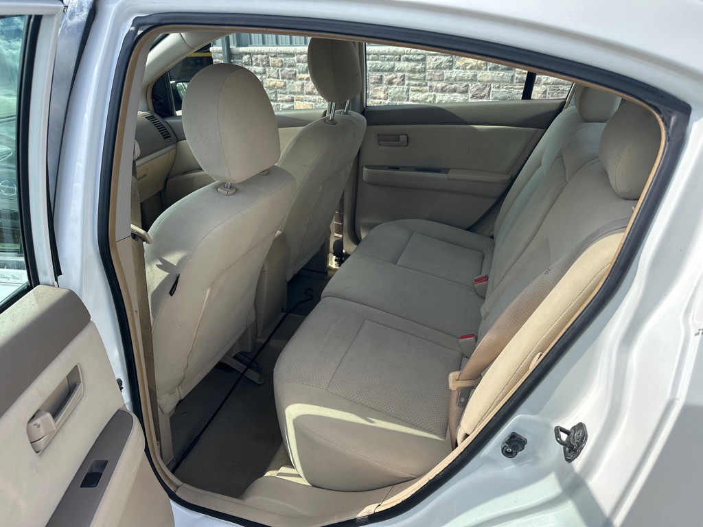 2010 Nissan Sentra Image 9