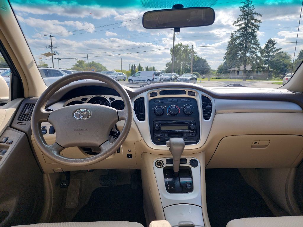 2005 Toyota Highlander Image 12