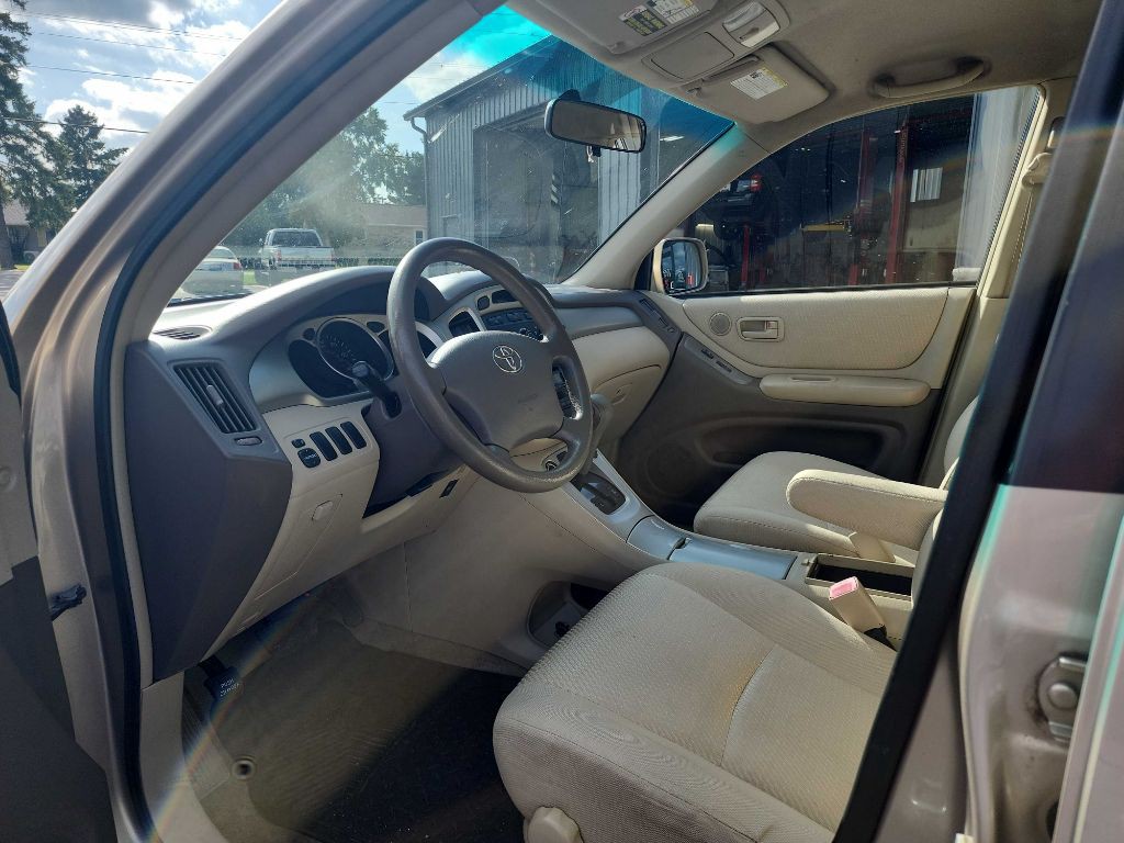 2005 Toyota Highlander Image 13