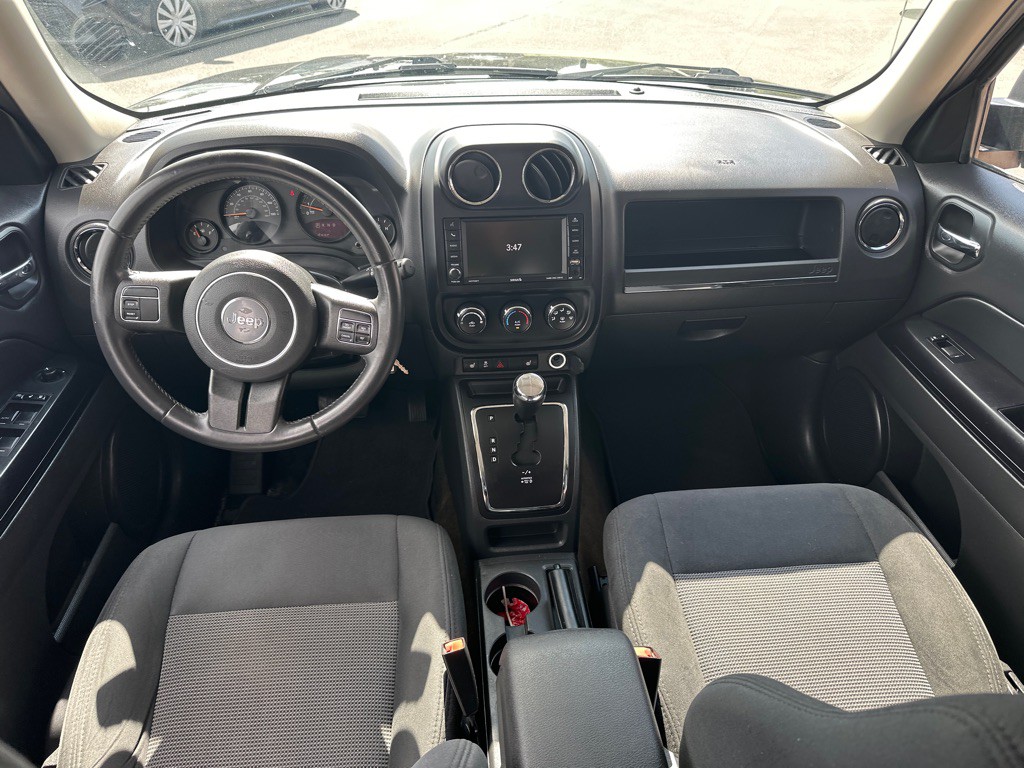 2016 Jeep Patriot Image 11