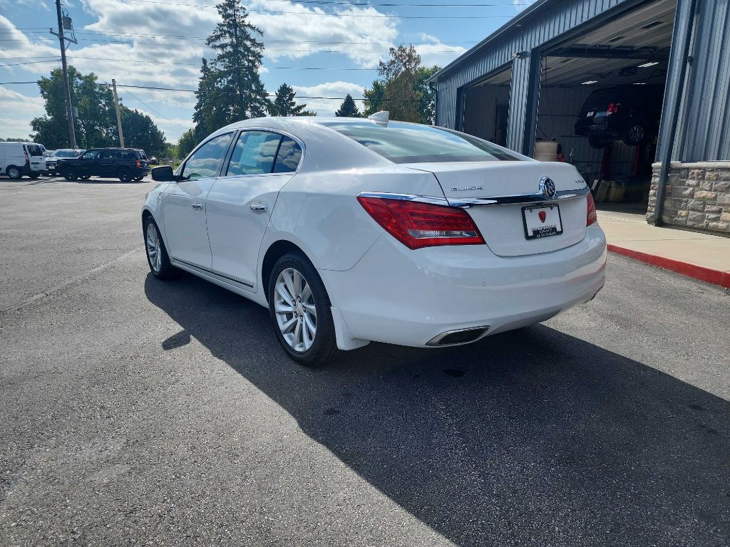 2016 Buick Lacrosse Image 3