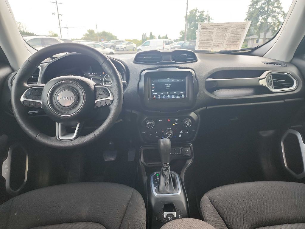 2021 Jeep Renegade Image 12