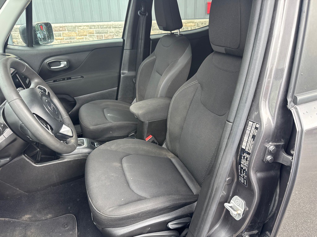 2021 Jeep Renegade Image 8