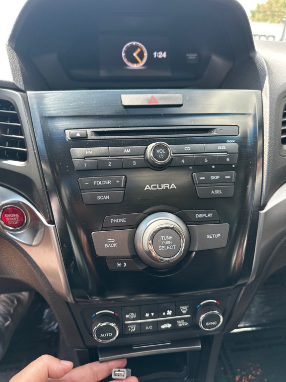 2014 Acura ILX Image 14