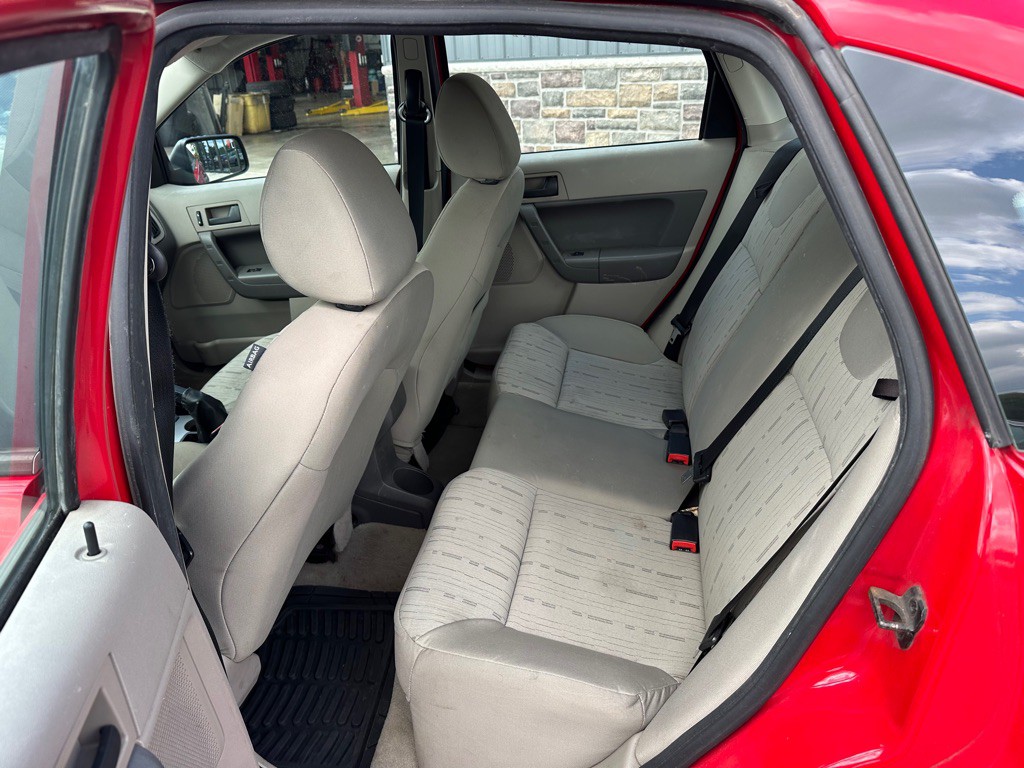 2008 Ford Focus Image 9