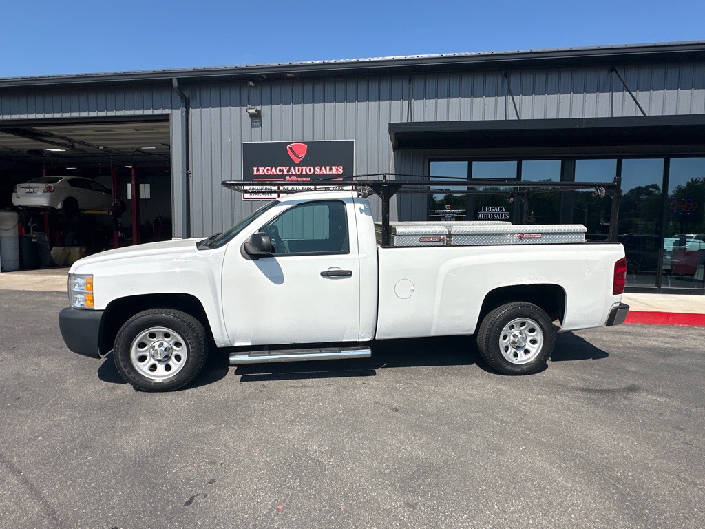 2013 Chevrolet Silverado 1500 Image 2