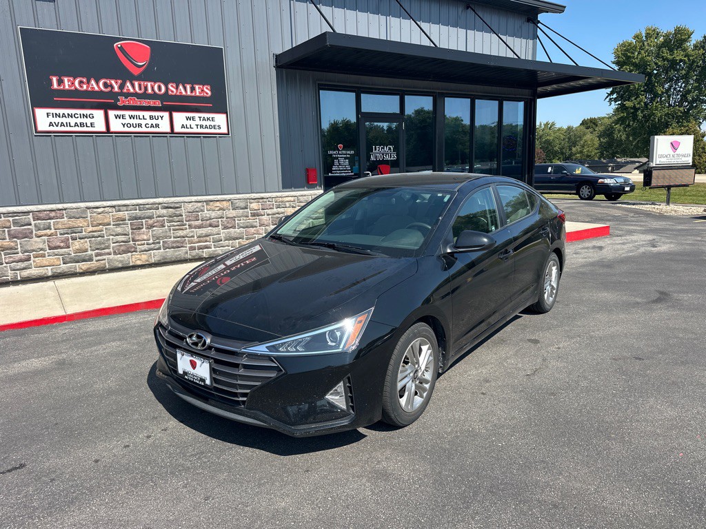 2019 Hyundai Elantra Image 1