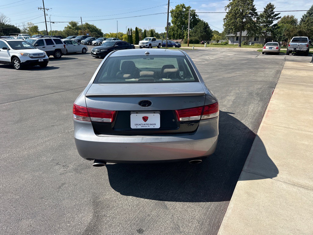 2008 Hyundai Sonata Image 4