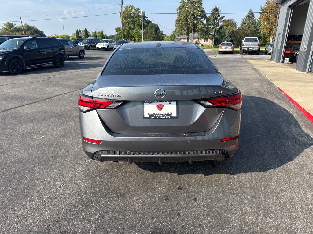 2021 Nissan Sentra Image 4