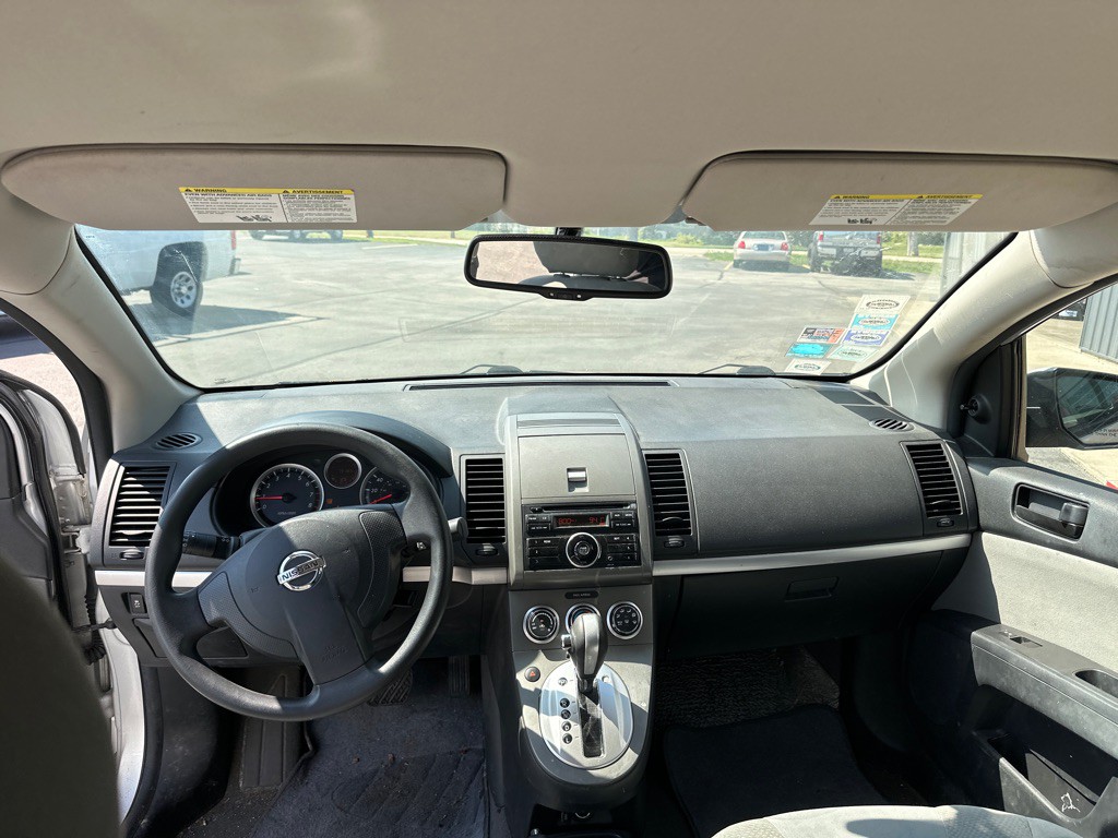 2012 Nissan Sentra Image 10