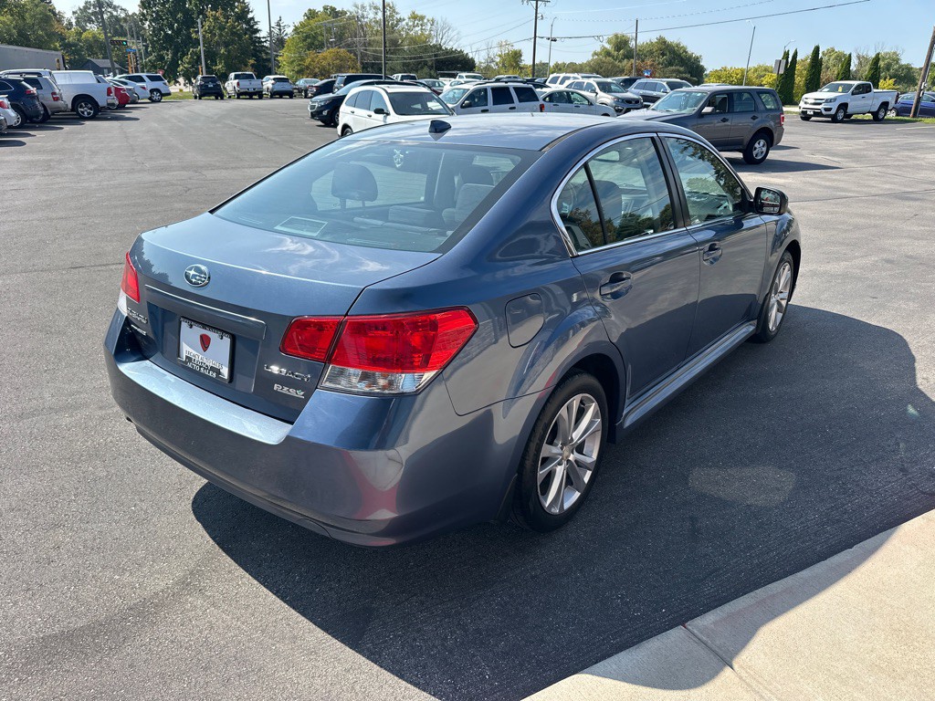 2014 Subaru Legacy Image 5