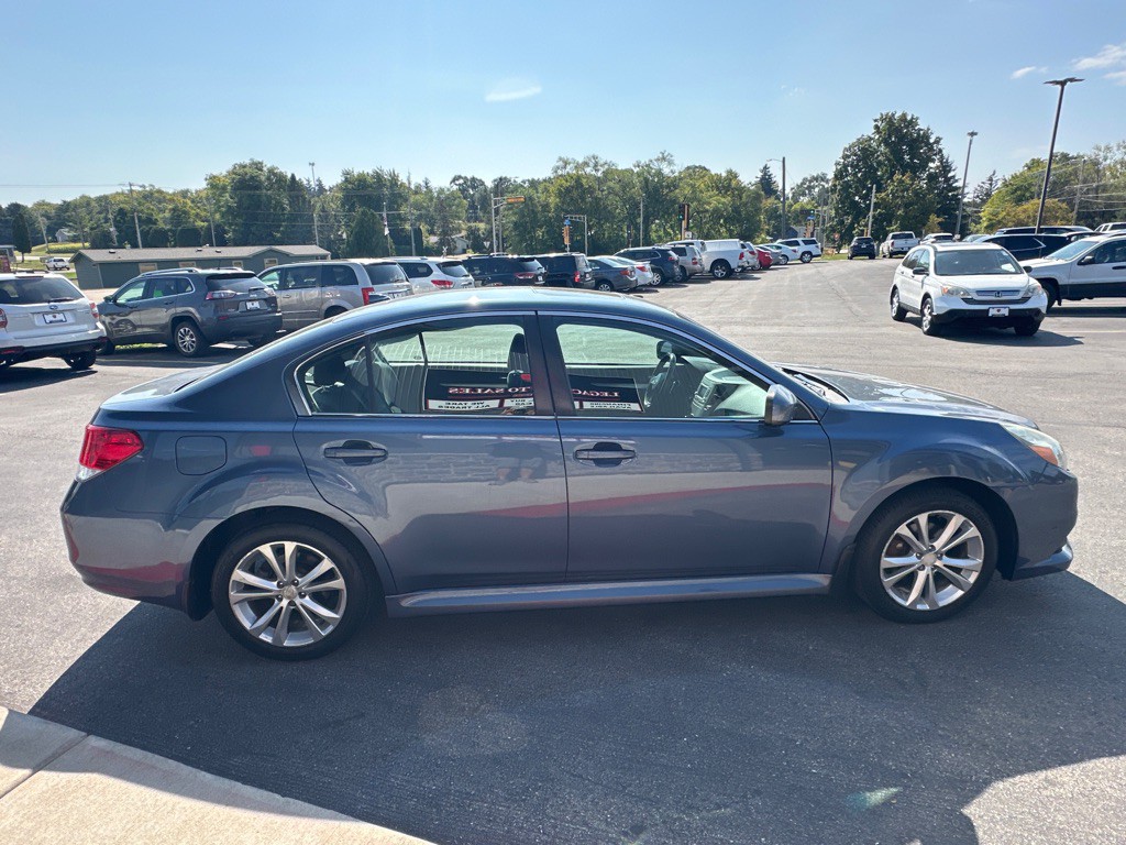 2014 Subaru Legacy Image 6