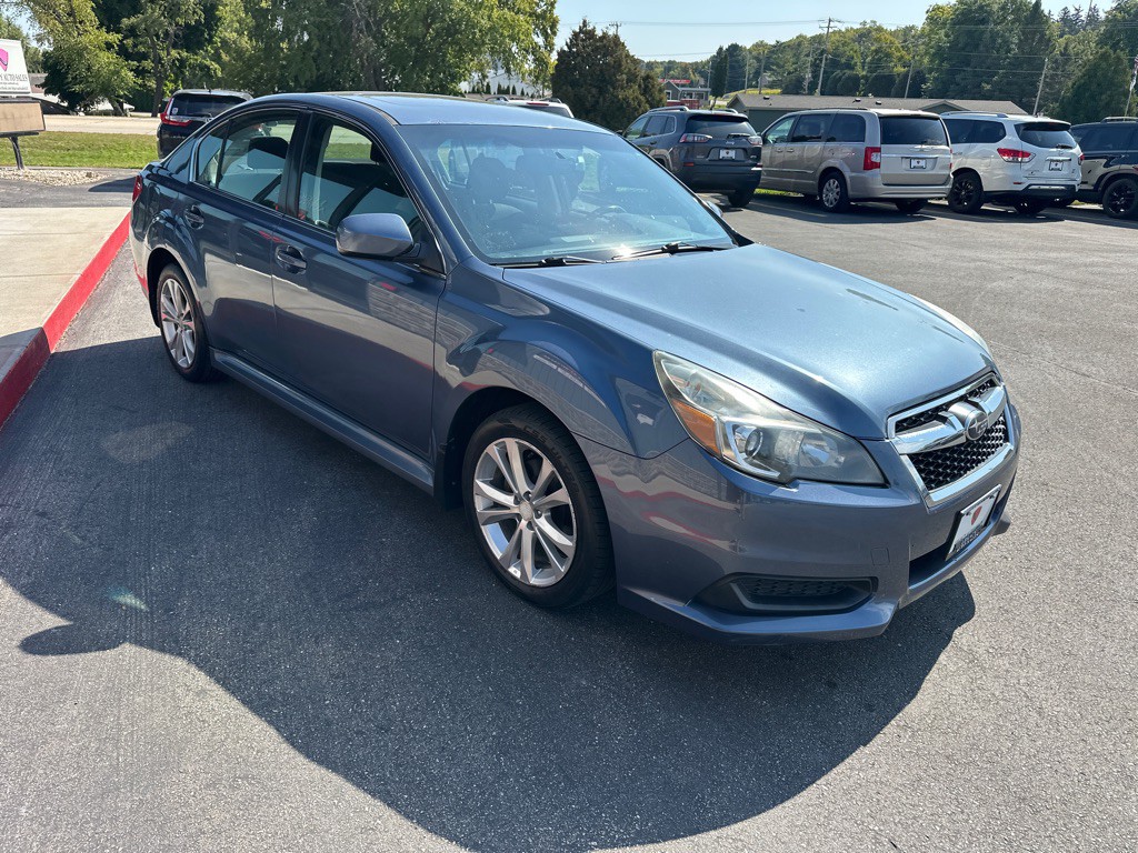 2014 Subaru Legacy Image 7