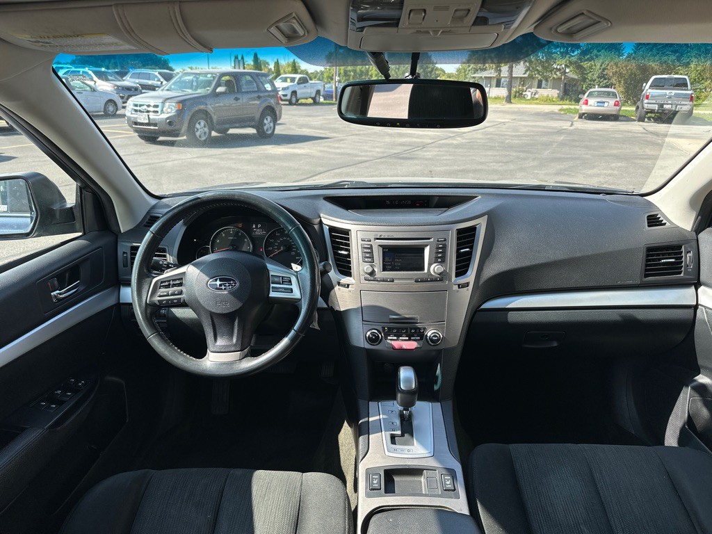 2014 Subaru Legacy Image 11
