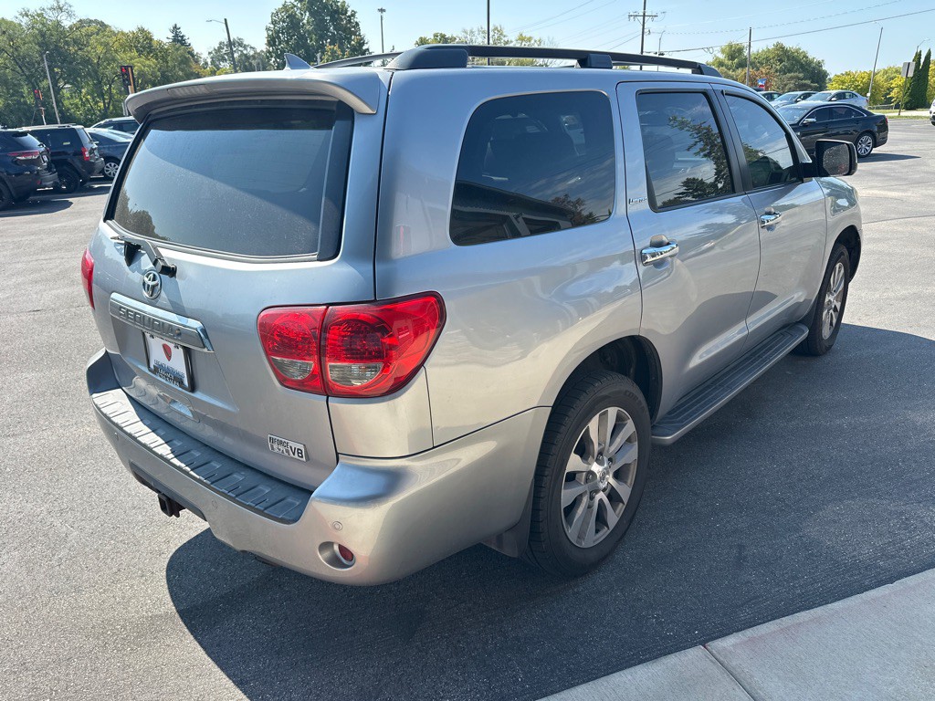 2011 Toyota Sequoia Image 7