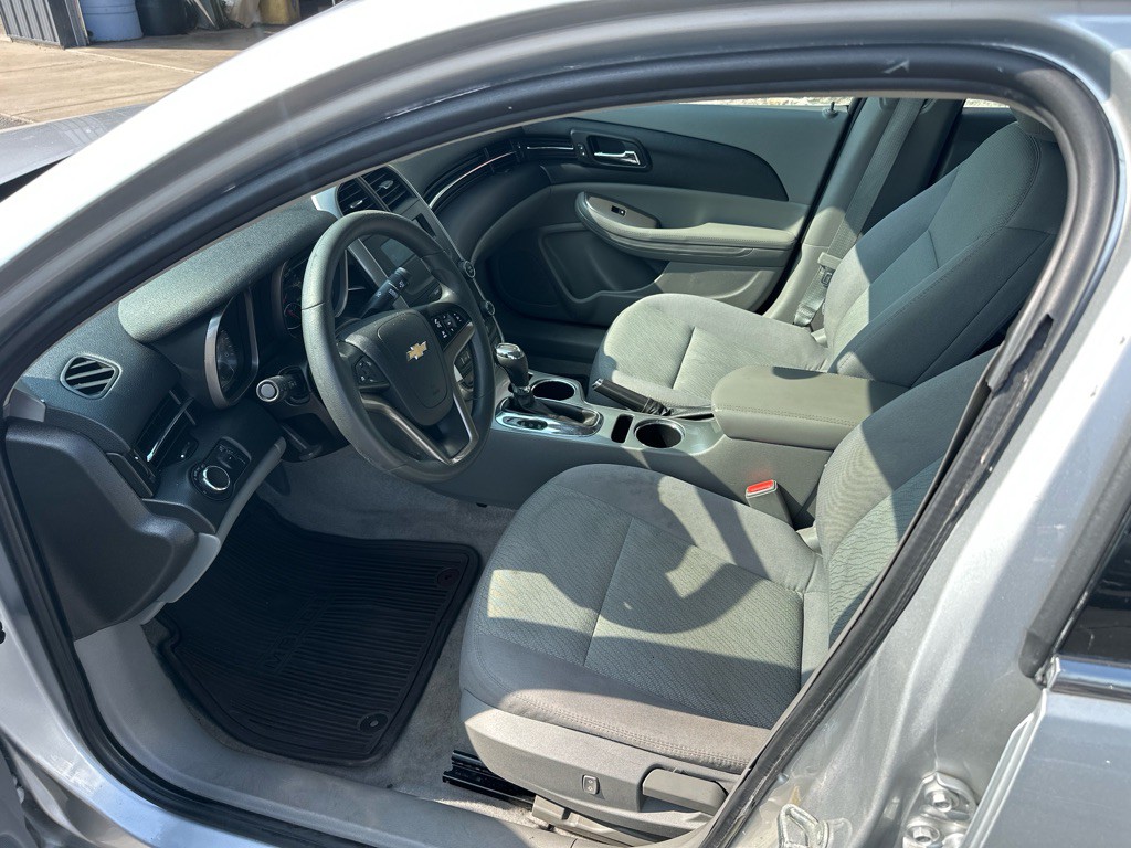 2014 Chevrolet Malibu Image 11