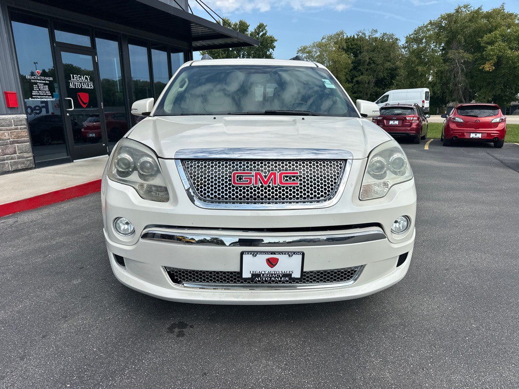 2011 GMC Acadia Image 10