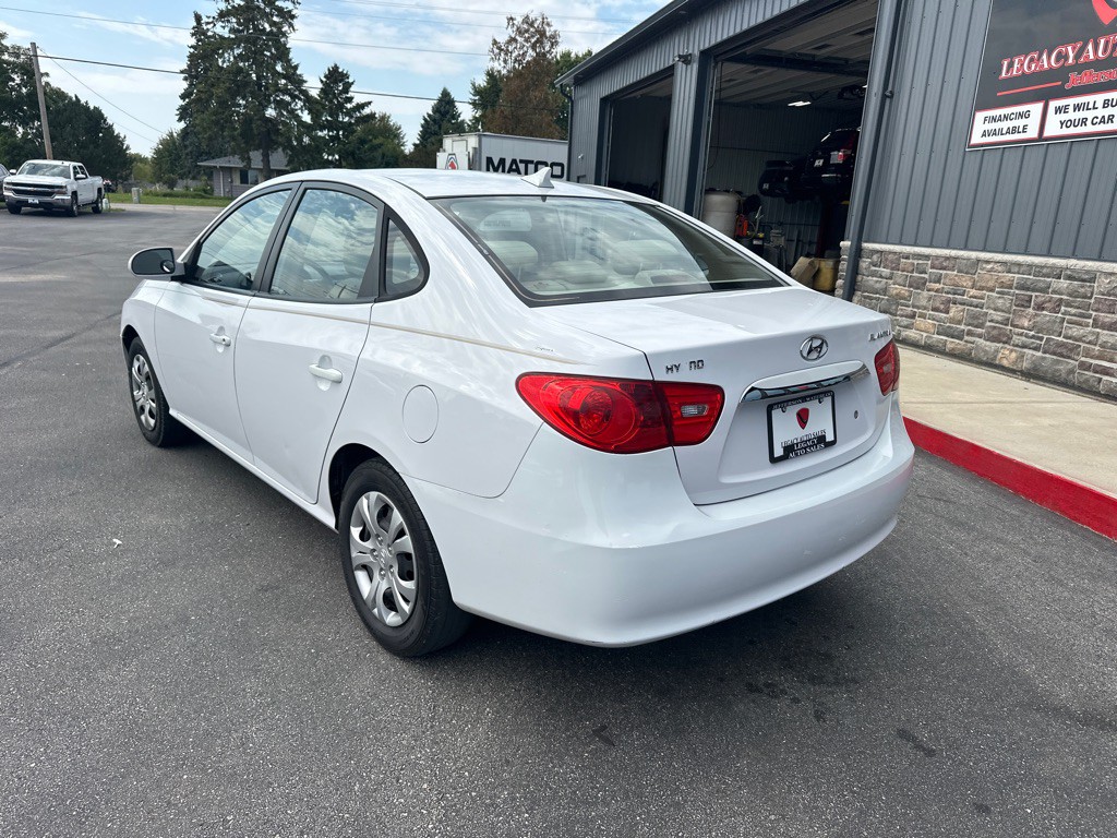 2010 Hyundai Elantra Image 3