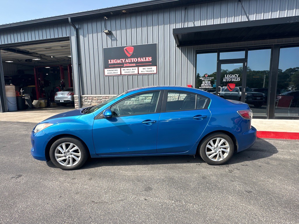 2012 Mazda Mazda3 Image 2