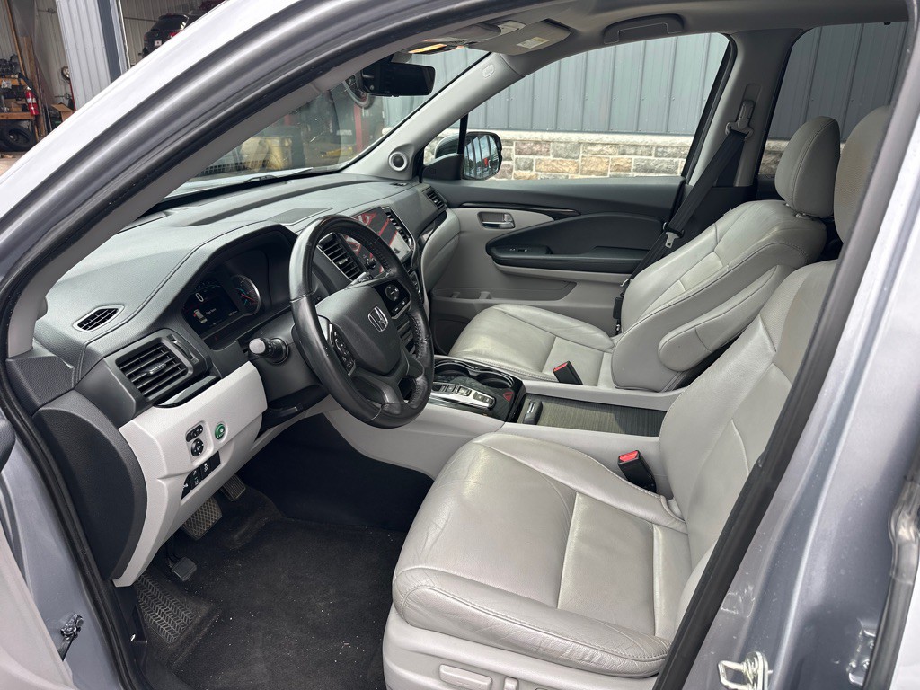 2020 Honda Pilot Image 13