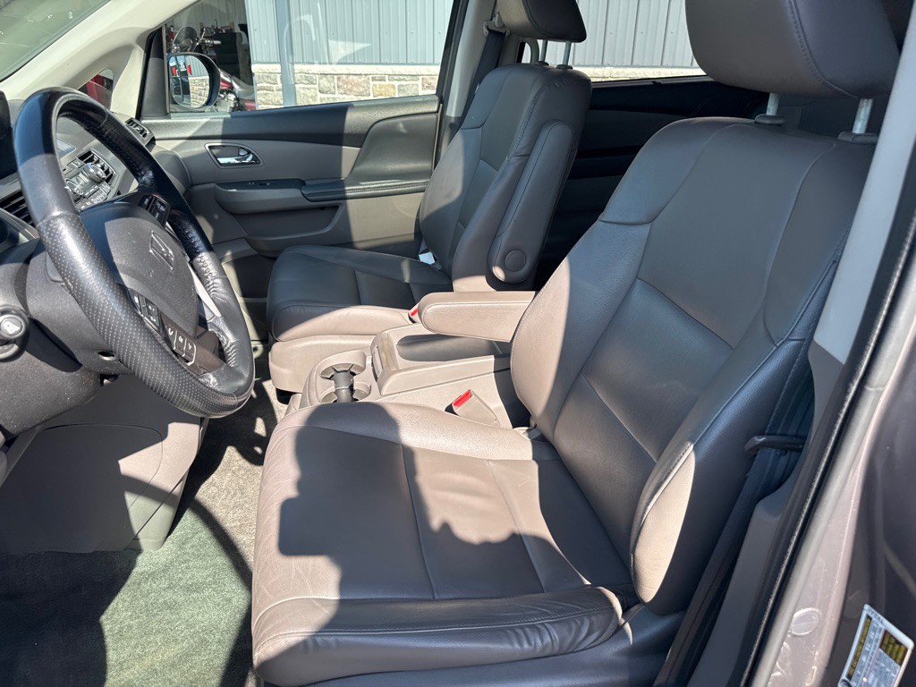 2016 Honda Odyssey Image 8