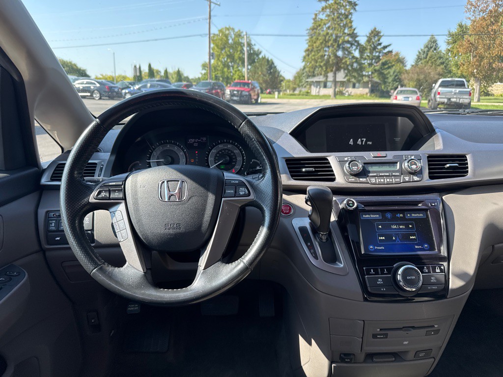 2016 Honda Odyssey Image 13