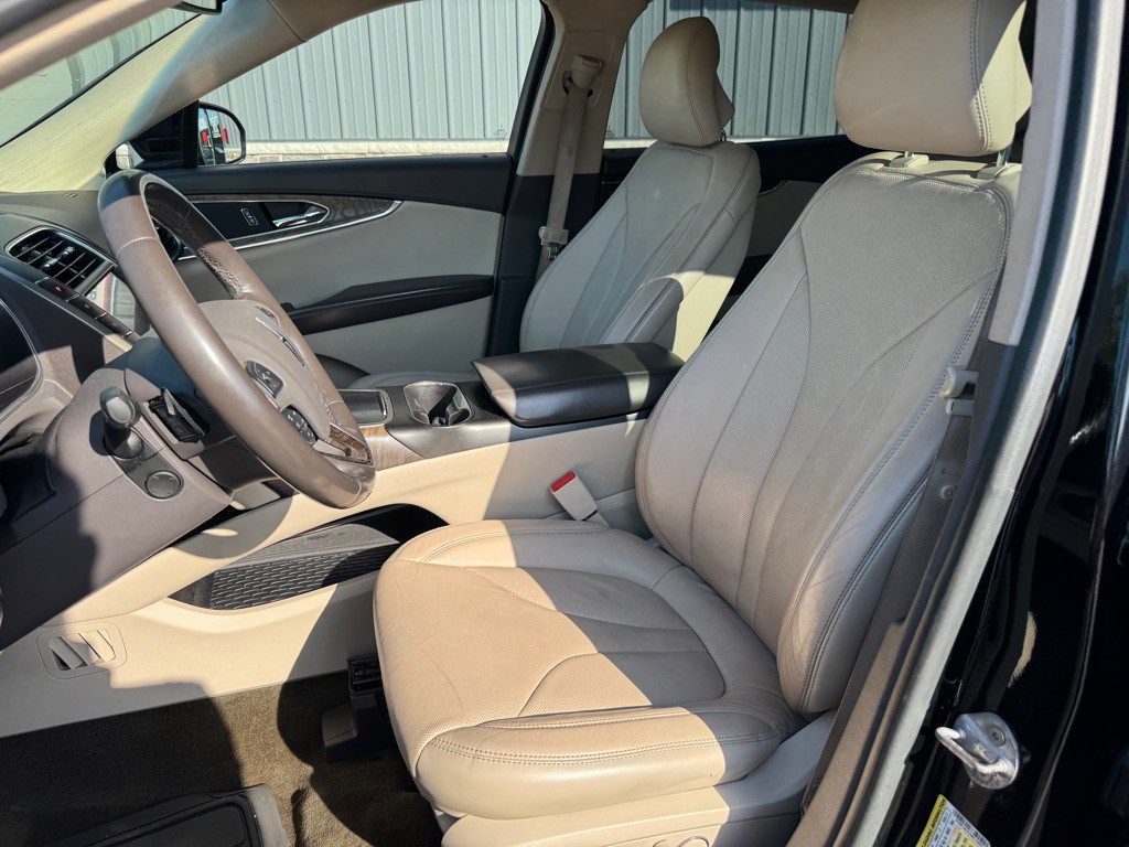 2017 Lincoln MKX Image 8