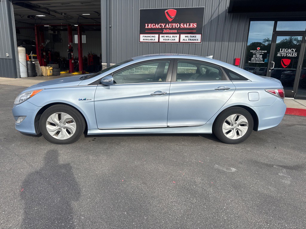 2014 Hyundai Sonata Image 2