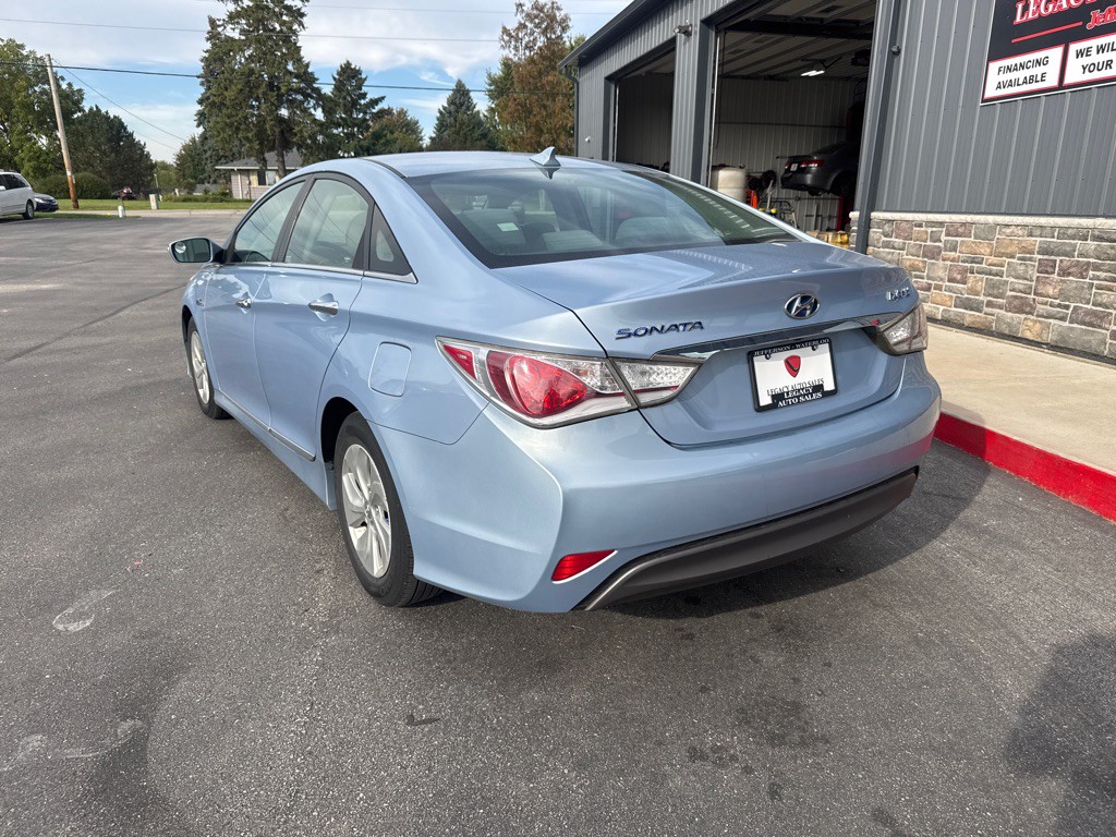 2014 Hyundai Sonata Image 3