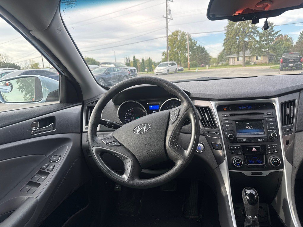 2014 Hyundai Sonata Image 10