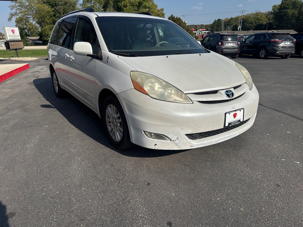 2008 Toyota Sienna Image 7